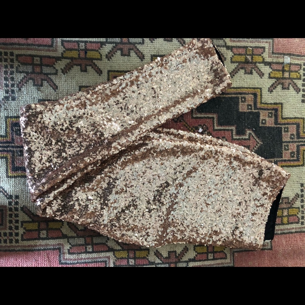 Blush sequence leggings